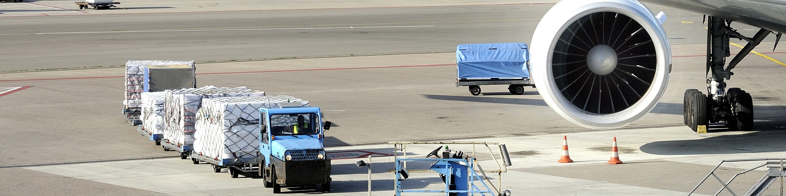 We offer hassle free, quick air freight service in Pune